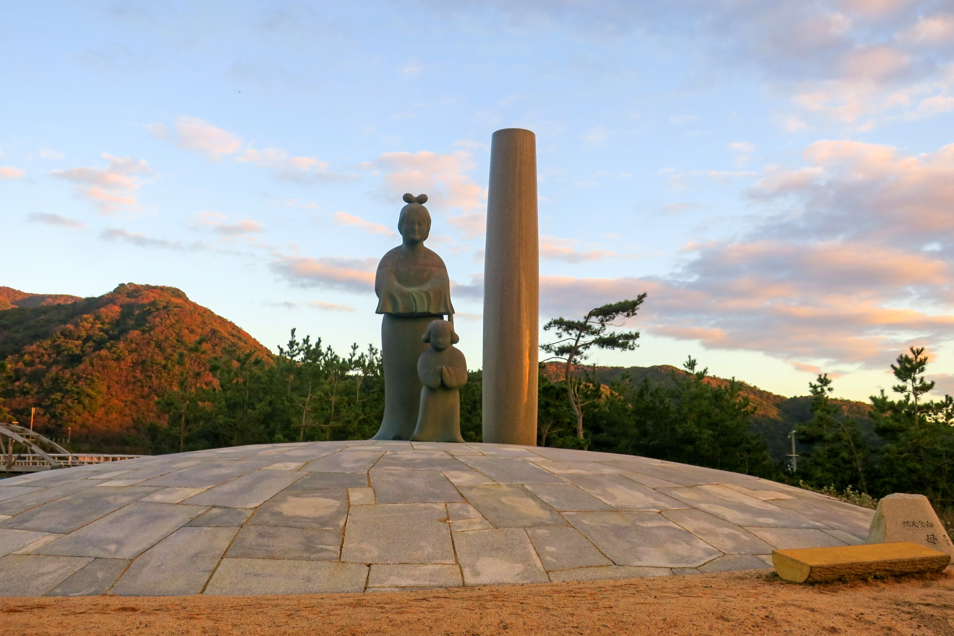 間人皇后・聖徳太子 母子像